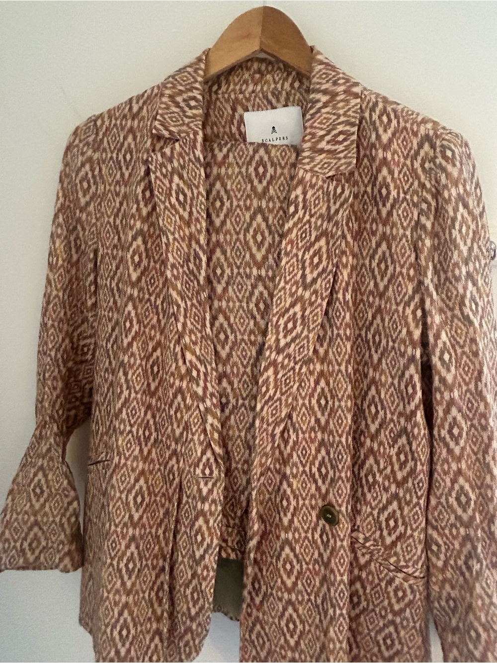 Scalpers Printed Blazer in Blush and Cream Diamond Ikat